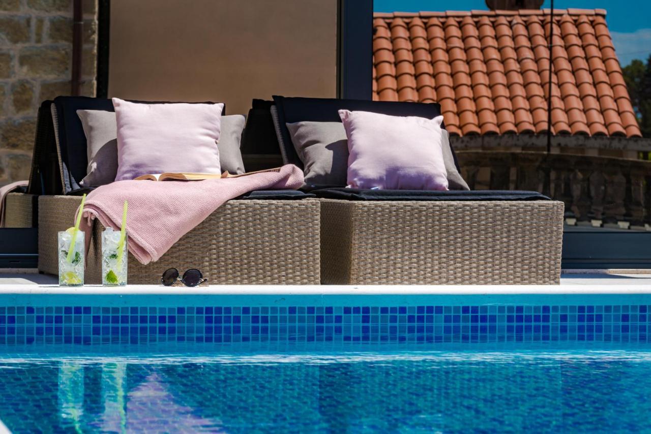 Villa Luigi With A Pool Cavtat Exterior photo